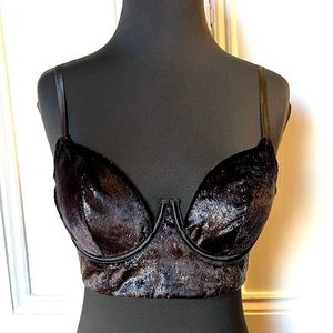 Victoria’s Secret “Very Sexy” High-Apex, Long Line Bra in Black 34C